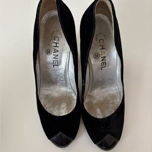 Black Velvet and leather Chanel Shoes